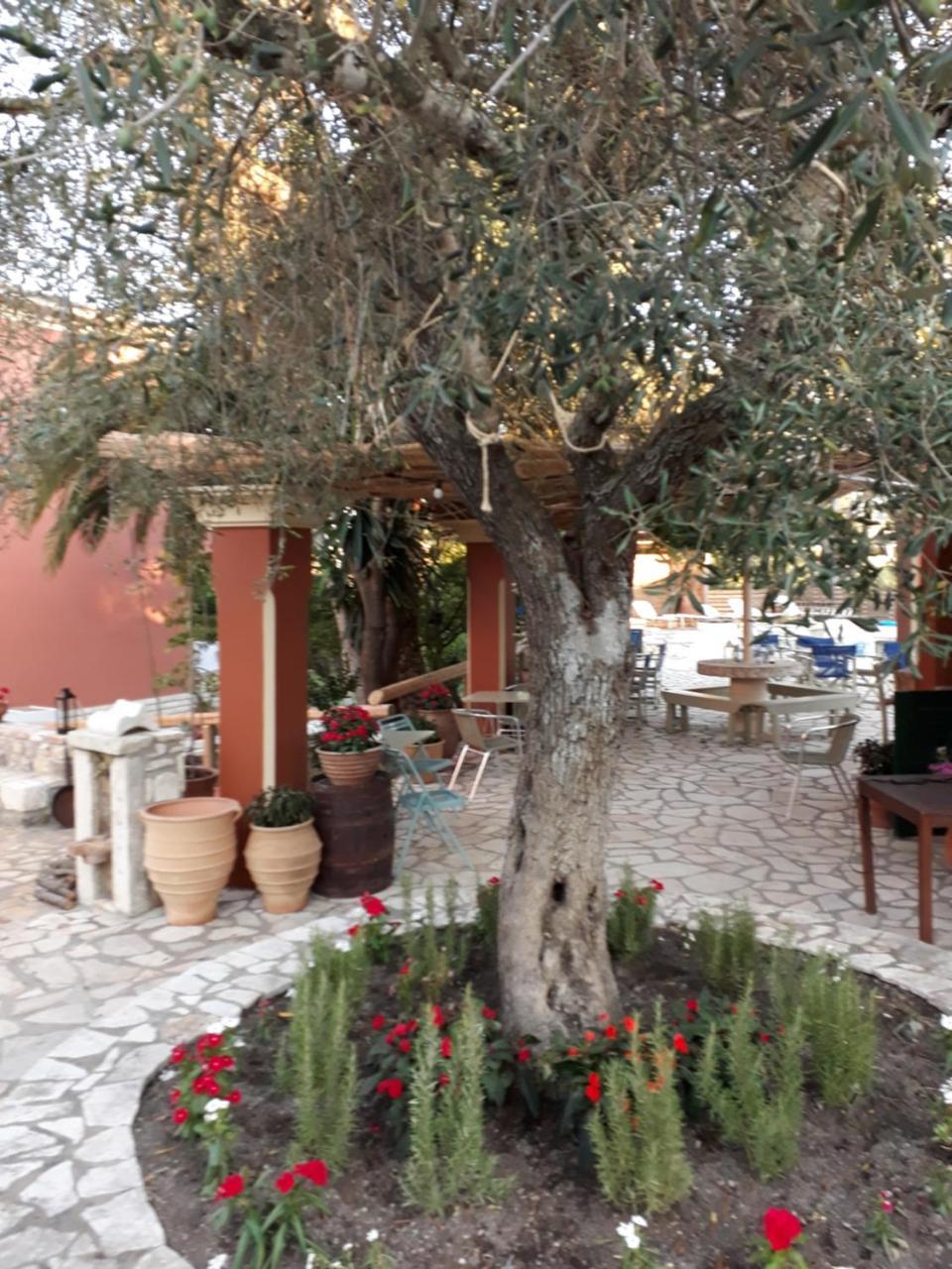 Pierhouse Yachting Aparthotel 3*